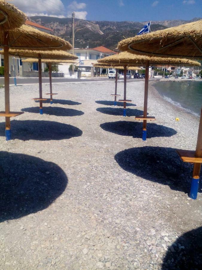 Oceanis Hotel Tirós Esterno foto